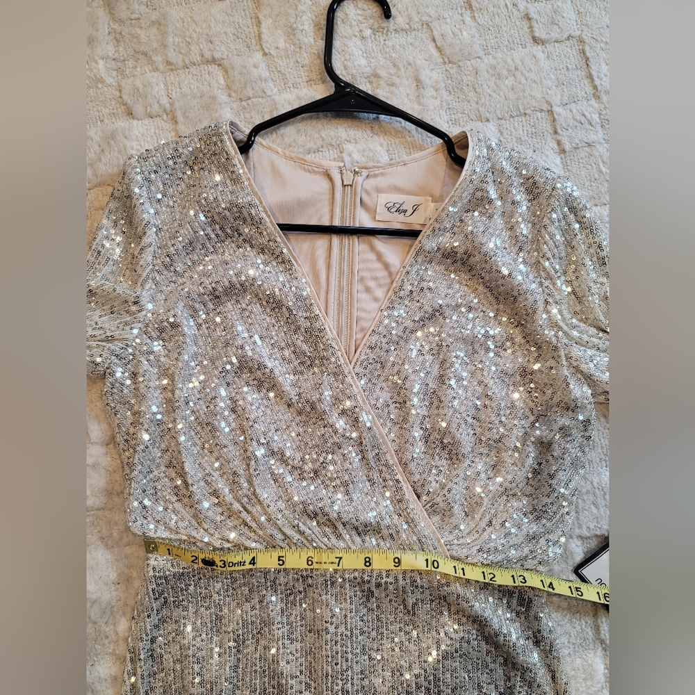 NWT Eliza J Sequin Long Sleeve Cocktail Dress Silver Blouson Size 6 - Picture 10 of 14